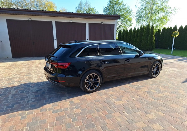 Audi A4 cena 69999 przebieg: 296500, rok produkcji 2016 z Rzgów małe 352